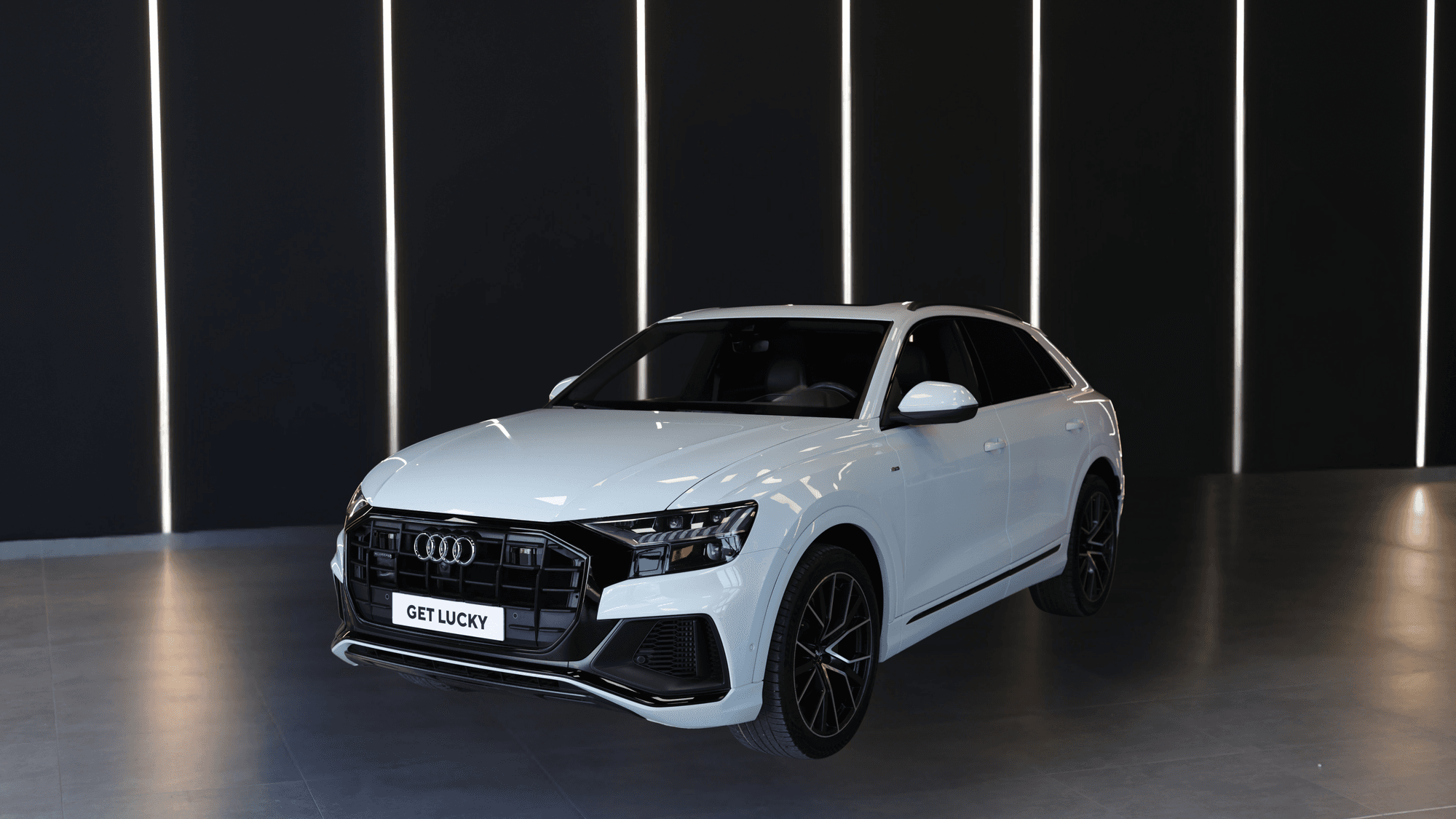 Giveaway Audi Q8 S-Line